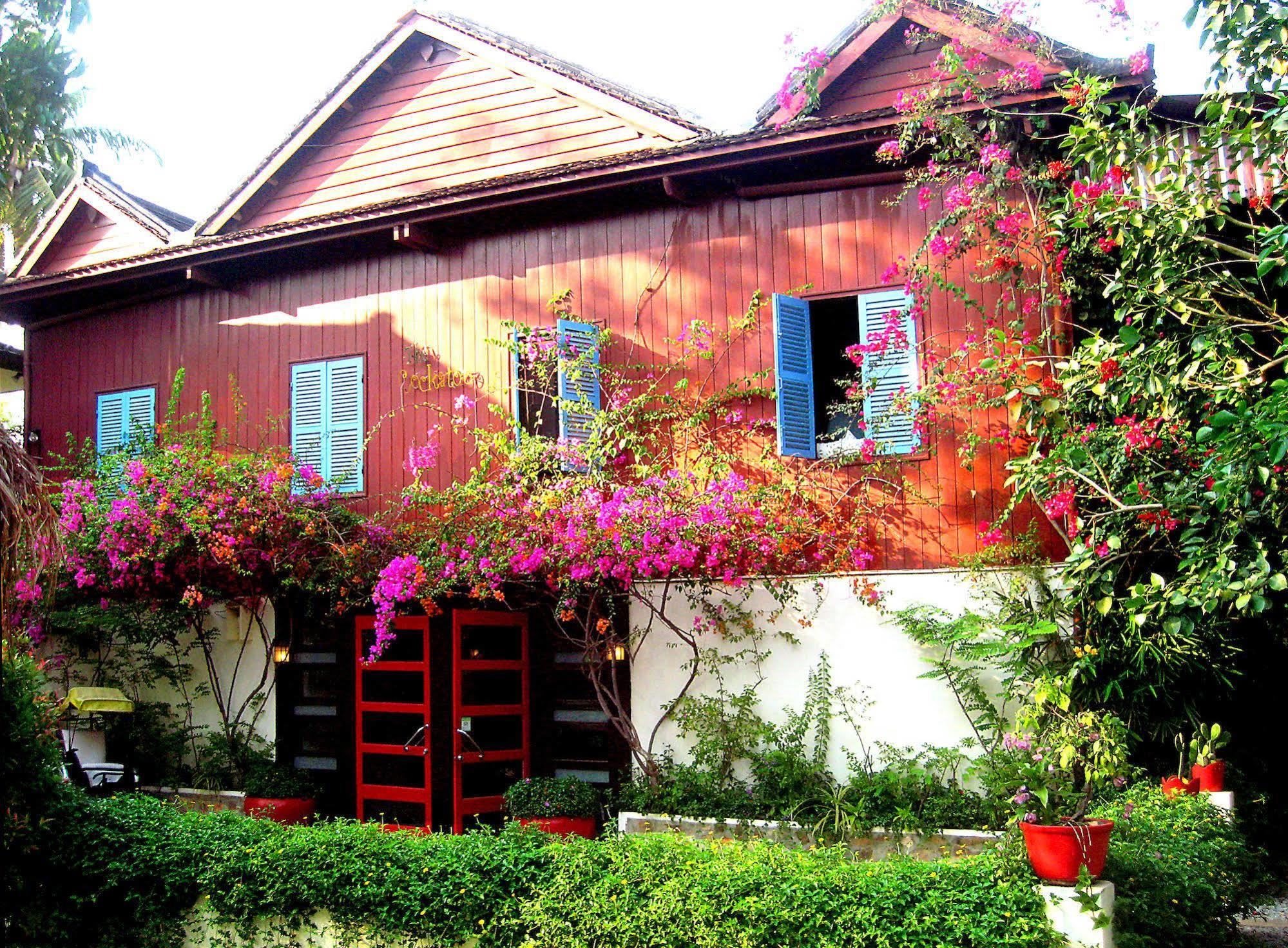 The Cockatoo Nature & Villa Siem Reap